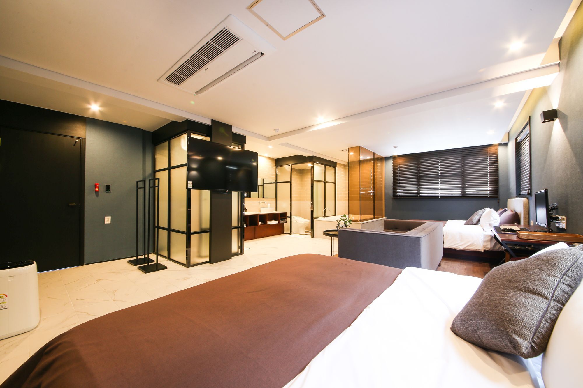 בוסאן Brown Dot Hotel Yangjeong מראה חיצוני תמונה